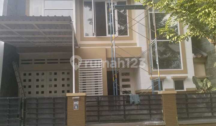 Minimalist San Diego Semi-Furnished