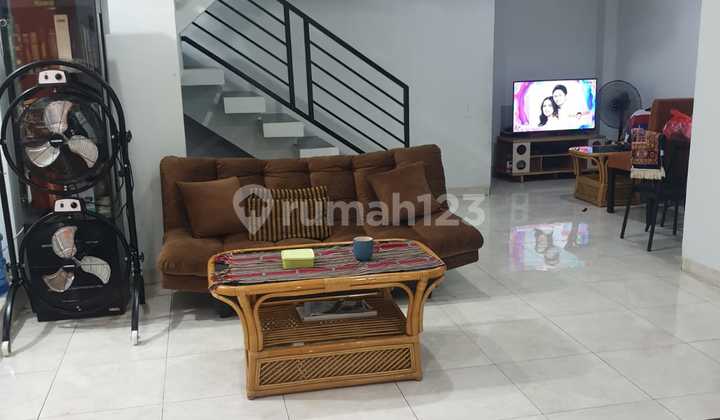 Dijual Rumah Hook 2 Lantai Cibubur Villa 2  2