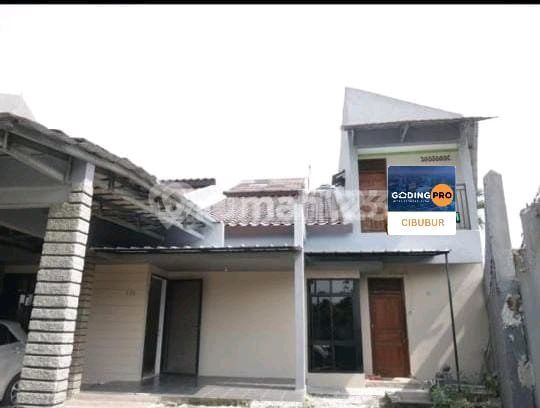 Rumah Siap Huni Ada Kolam Ikan 