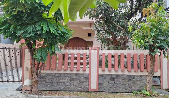 Beautiful Semi-Furnished House Ready to Occupy Laguna Garden Cibubur Beautiful Semi-Furnished House Ready to Occupy Laguna Garden Cibubur