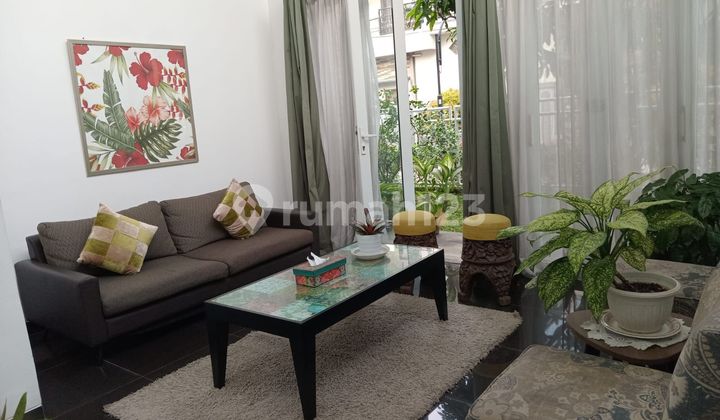 Rumah Hook Siap Huni Taman Laguna Cibubur