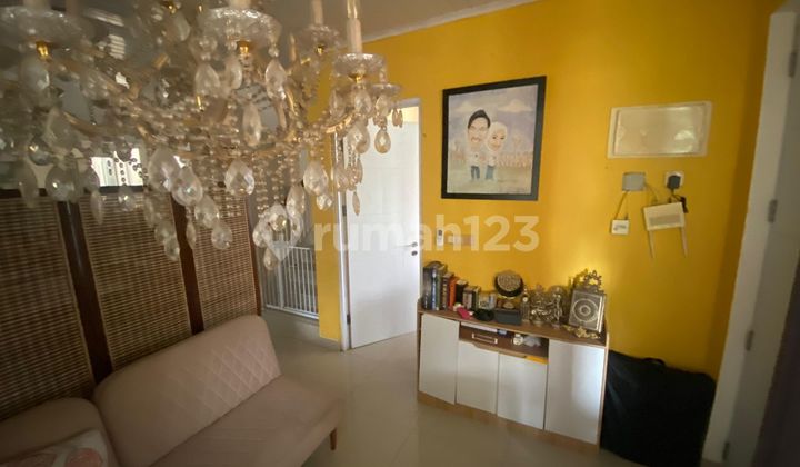 Dijual Rumah di Cluster Victoria Garden Bekasi