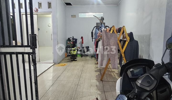 For Sale Fast Ready-to-Occupy House in Tangerang Pasar Kemis 2