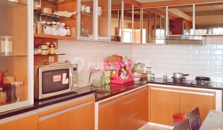 Rumah 2 Lt Standard dijual di Janur Asri Kelapa Gading Jakarta Utara 2
