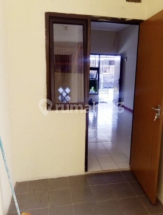 Affordable House in Taman Kopo Ketapang