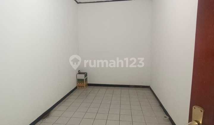 For Sale Spacious House in Kopo Permai, Bandung 2