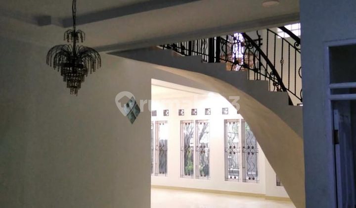 Rumah Megah Dan Cantik Di Kopo Permai Rumah Megah Dan Cantik Di Kopo Permai