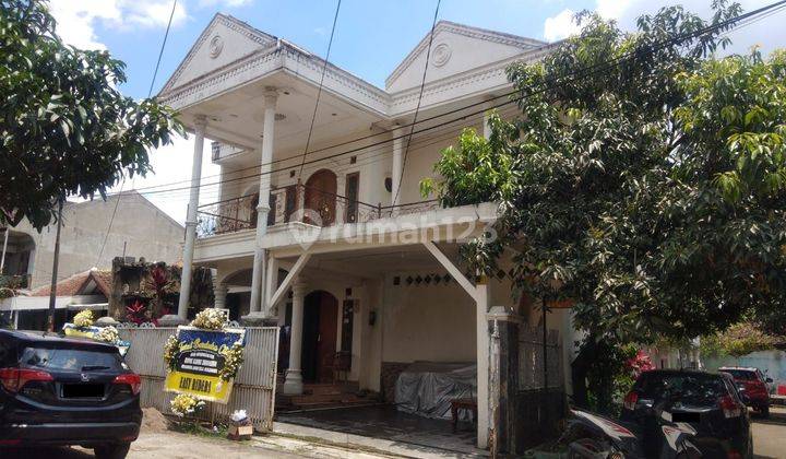 Rumah Cantik dan keren di Kompleks Bumi Asri Mekar Rahayu 1