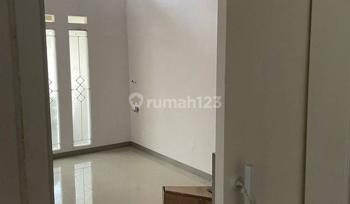 Dijual Rumah Baru di Taman Holis Indah, Nego 2