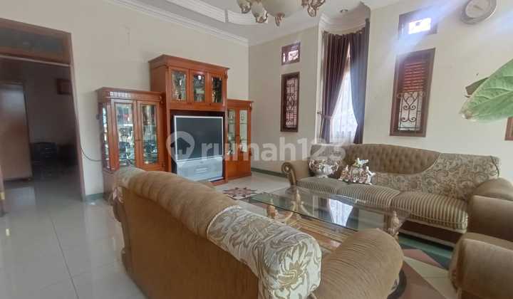 For Sale: Spacious and Nice 2-Story House in Sayap Taman Kopo Indah, Bandung 2
