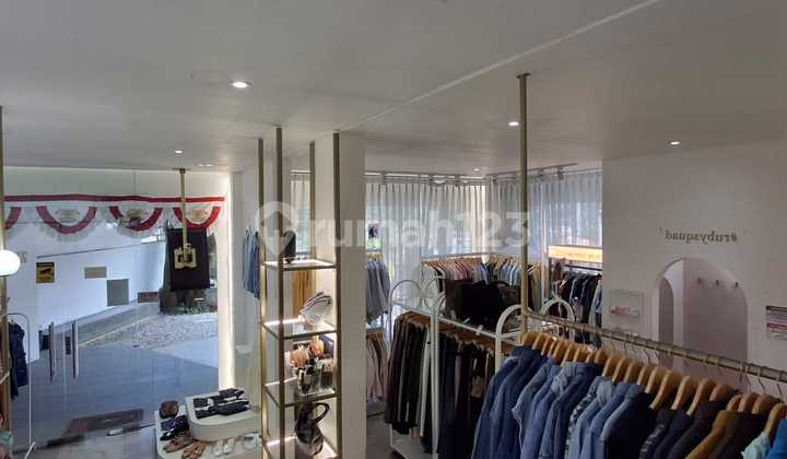 For Sale 3-Story Shop House Spacious in Sayap Sukajadi, Bandung 2