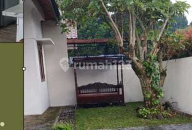 Dijual Villa Bagus di Lembang. Bandung
