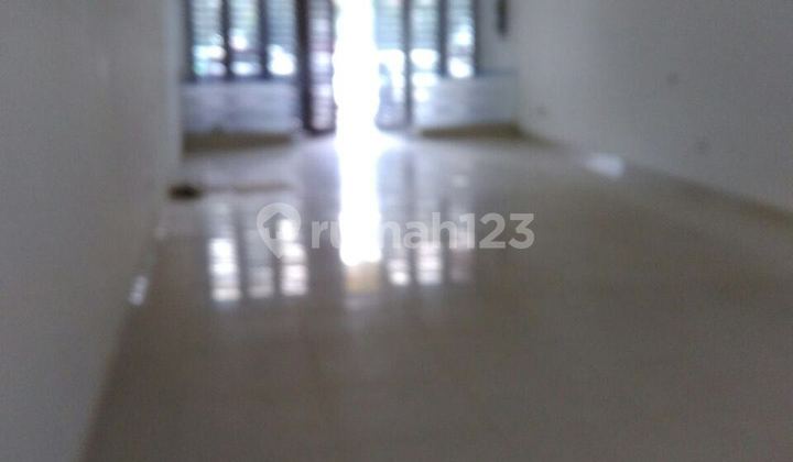 Disewa Ruko 3 Lantai Bagus di Sukajadi, Bandung