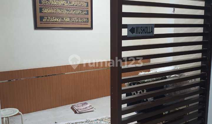 Dijual Rumah 3 Lantai Bagus di Suryalaya, Bandung