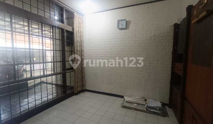 Dijual Rumah Luas di Kopo Permai, Bandung Dijual Rumah Luas di Kopo Permai, Bandung