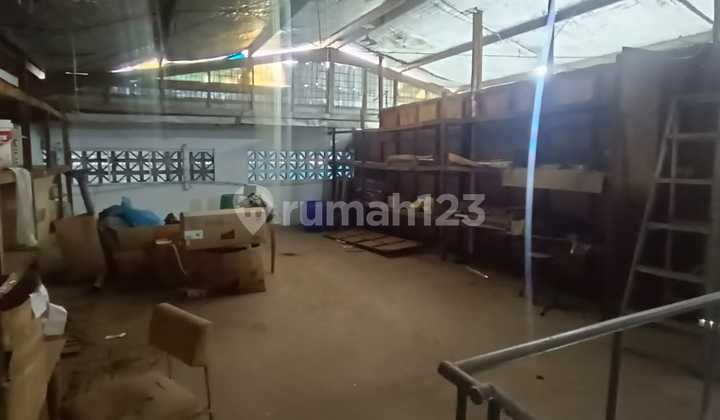 Gudang Hoki Disewa di Cibolerang Bandung