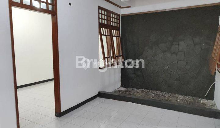 rumah siap huni babatan pratama lokasi strategis 1