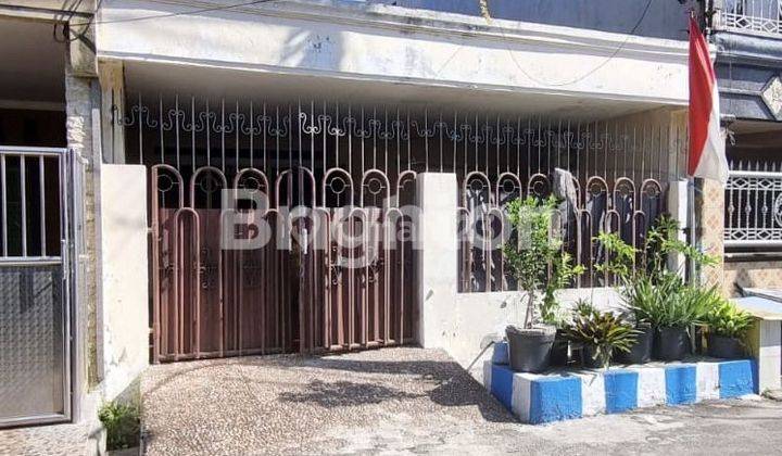 rumah 1.5 lantai di Bendul Merisi row jalan 2.5 mobil 1