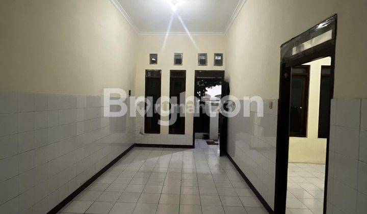 rumah siap huni, 2 lantai di bendul merisi Cocok untuk tempat tinggal, kantor dan tempat usaha 1