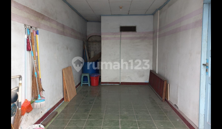 FOR SALE HOUSE IN KARAWACI HOUSING AREA, TANGERANG 2
