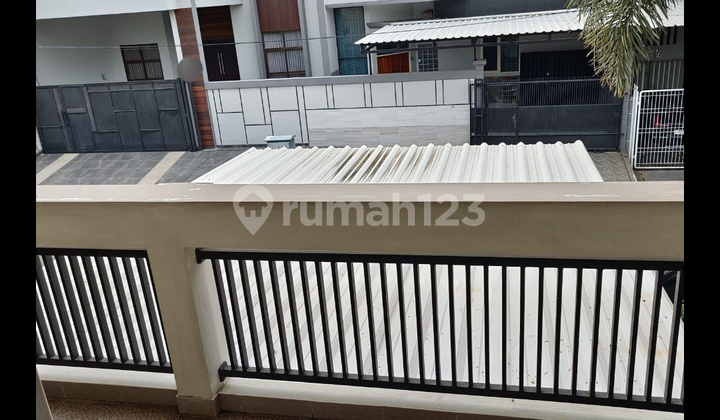 DI JUAL RUMAH DAERAH TAMAN MODERN CAKUNG DI JAKARTA TIMUR 2
