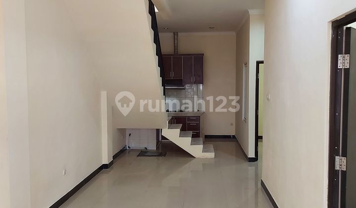 Rumah murah, siap huni, tinggi dr jalan