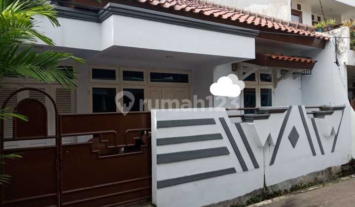 Pulo Asem Complex House Flood-Free Ready to Live In Pulo Asem Complex House Flood-Free Ready to Live In