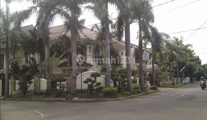 Dijual Rumah Cantik Posisi Hook 2 Lantai Di Kelapa Gading 1