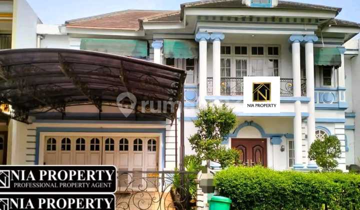 Rumah Hook dengan Kolam Renang di Boulevard Legenda Wisata Cibubur Rumah Hook dengan Kolam Renang di Boulevard Legenda Wisata Cibubur