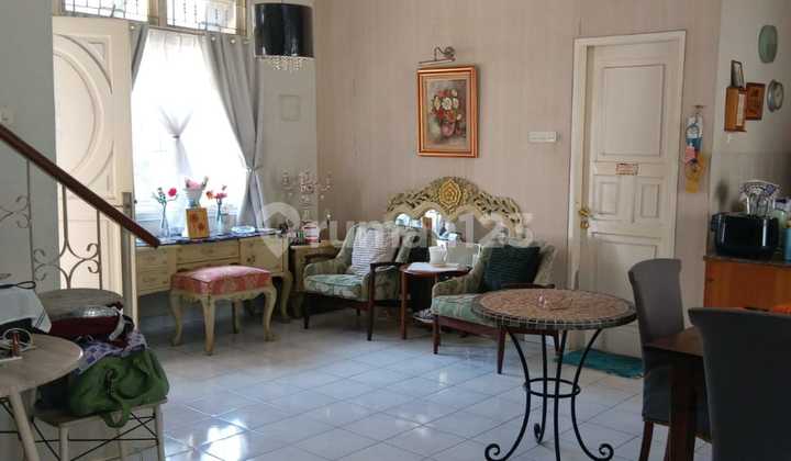 Jual Cepat Rumah 2 Lantai di Legenda Wisata Cibubur 2