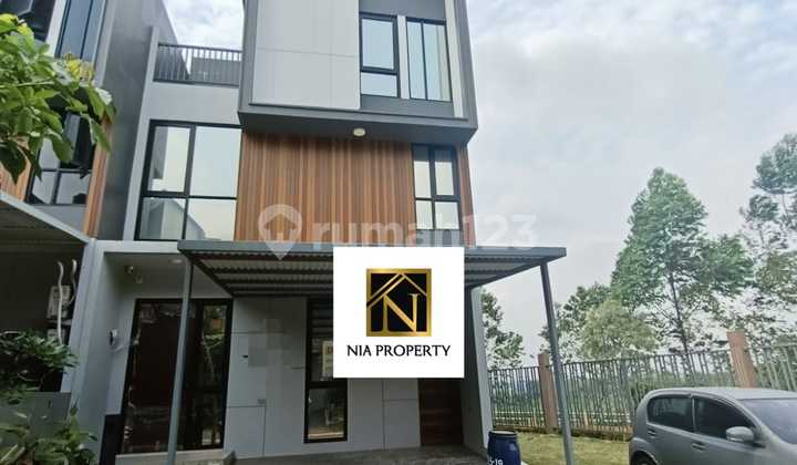 JUAL CEPAT Rumah 3 Lt Posisi Hook di Cluster Baru Kota Wisata Cibubur 