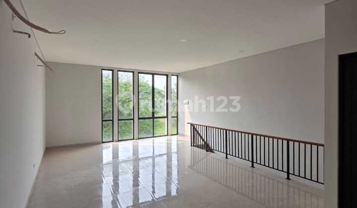 For Rent New Shop House Front Position Towards Toll Gate Kota Wisata Cibubur 2