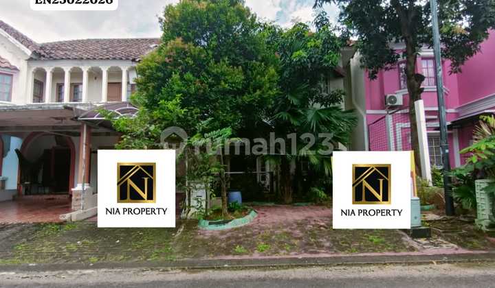 Disewakan Rumah Luas Posisi Strategis Dekat Pintu Toll Kota Wisata Cibubur