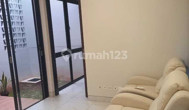 FOR QUICK SALE 3-Story House Hook Position in New Cluster, Kota Wisata Cibubur 2