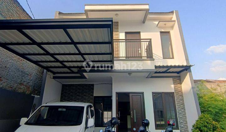 Rumah 2 Lantai Lokasi Strategis, Tipe Balkon, Jakarta Selatan 2