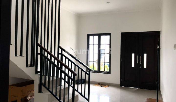 Rumah 2 Lantai Murah Tipe Balkon Jakarta Selatan 2