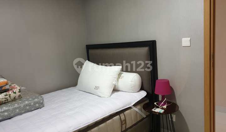 Furnished 2 BR Apartment in The Mansion Kemayoran, nice and tidy 2