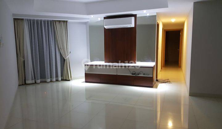 Apartemen The Mansion Jasmine 4 BR Semi Furnished Bagus 1