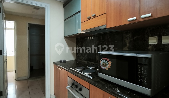 Apartment Istana Sahid Lt.18E di pusat kota Jakarta Full Furnished 2