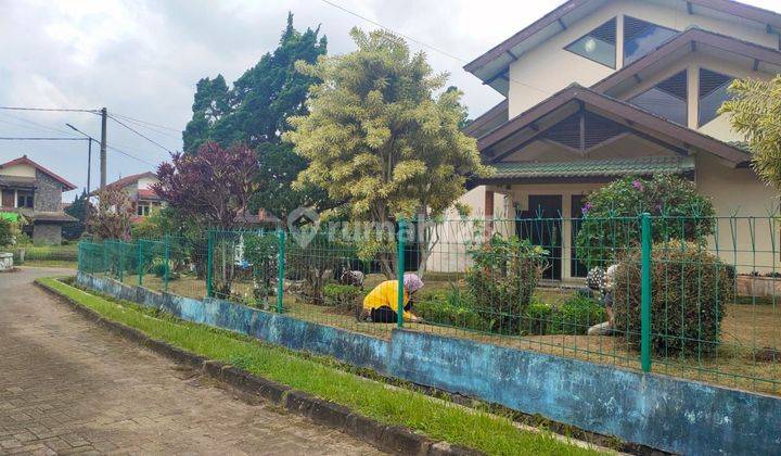 Dijual Villa 2 Lantai SHM Di Komplek Segar Alam 2