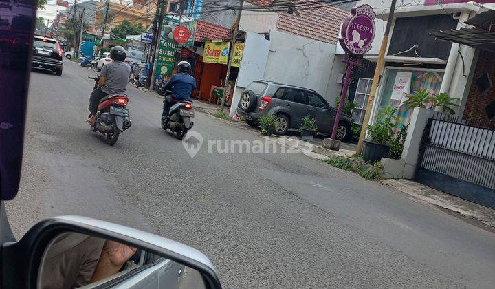 Dijusl Rumah 2 Lantai Samping Jalan Raya  SHM Di Galaxy 2