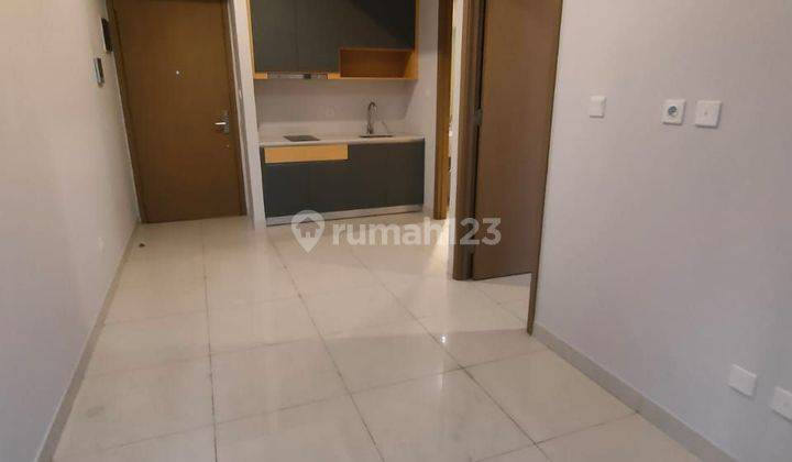 DISEWAKAN UNIT 1BT SEMIFURNISHED READY SEKARANG APARTMENT TAMAN ANGGREK RESIDENCES  2