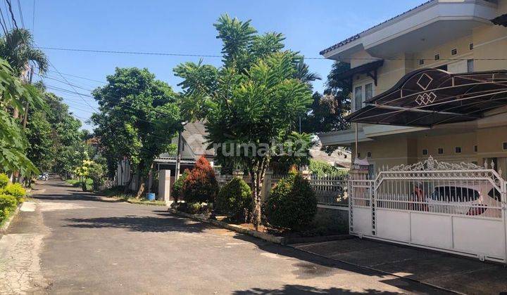 Dijual Rumah Hoek Luas di Bogor Baru 2