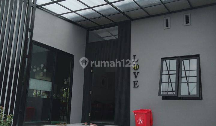 Dijual Rumah Cantik Fully Furnished Di Cluster Venezia Sentul City 2