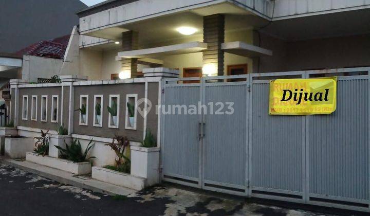 Dijual Rumah Bagus Semifurnished Dekat Toll di Cimanggu Permai 1