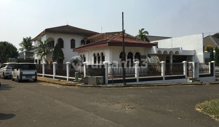 For Sale 2-Story Hook House in Cinere Estate For Sale 2-Story Hook House in Cinere Estate