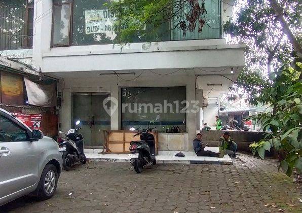 Ruko 3 Lantai Hook Dibawah Harga Pasaran di Pelajar Pejuang  1