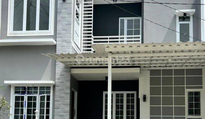 Dijual Rumah Baru Modern Klasik Siap Huni Lokasi. Mutiara Gading City, Cluster New Liverpool  1