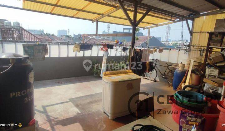 Dijual Rumah Tomang Hadap Utara 3 Lantai 2