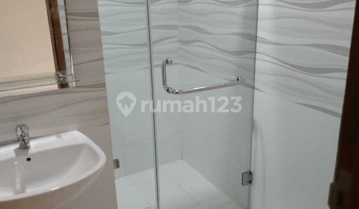 Disewakan Rumah Taman Ratu Jakarta barat 2